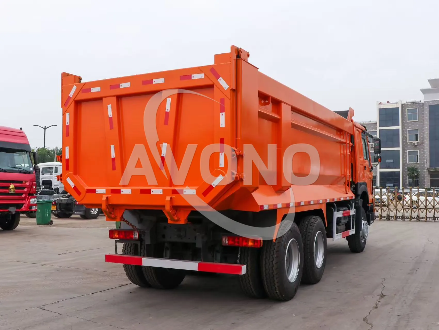 Rear view of the brand-new 5.6 m dump box on a refurbished HOWO tipper truck